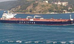 Türk şirketine ait ham petrol tankerinin Karadeniz açıklarında vurulduğu iddia edildi