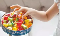 Yapışkan Şekerler Dişleri Tehdit Ediyor