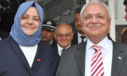 Zincirleme Trafik Kazası Eski Bakanlar ve 8 Kişi Yaralandı