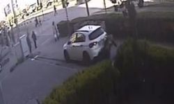 Kaldırıma çıkan araç yayayı ezdi: O anın görüntüsü ortaya çıktı