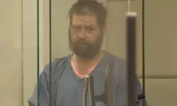 10 aylık bebeğini kucağında tutan anneye tec*vüz girişiminde bulundu