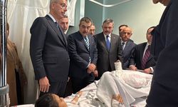 4 Bakan Kahramanmaraş'ta! Yaralı öğrencilere ziyaret