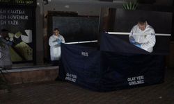 Antalya'da kaldırımda ölü bulundu!