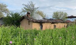 Bağ Evinde Çıkan Yangında Tek Başına Yaşayan Yaşlı Adam Öldü