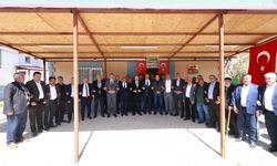 Başkan Hanifi Toptaş ve Milletvekili Mehmet Şahin muhtarlarla buluştu