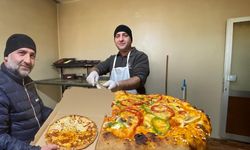 Bayburtlu yazılımcı kodları bıraktı, pizza ustası oldu!