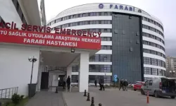 Bıçaklı kavgada yaralandı, kaldırıldığı hastanede tabancayla vuruldu