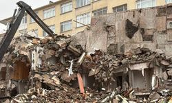 Bina yıkımlarında açığa çıkan asbest lifleri yıllar sonra hastalığa yol açıyor