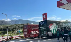 Bursaspor ve İstiklalspor Otobüsleri İzmir’de Buluştu