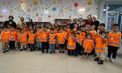 Kahramanmaraş’ta minikler masalların kahramanı oldu