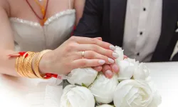 Düğün Davetiyesine IBAN Eklediler: Kimileri Beğendi Kimileri Eleştirdi