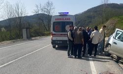 Durağın önünde can pazarı! Cipin çarptığı yaya yaralı