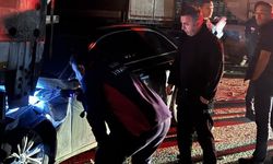 2 tır arasında sıkışan otomobil kağıt gibi ezildi: 1 yaralı