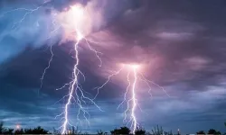 Gökyüzü Dehşet Saçtı: Yıldırım 14 Can Aldı