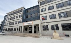 Kahramanmararaş ve Urfa'dan sonra Mersin! Okulda silahla yakalandı