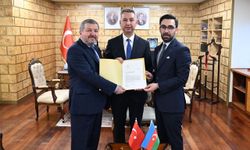 Kahramanmaraş KSÜ’ye Azerbaycan’dan tebrik! Rektör Okumuş’a nota verildi