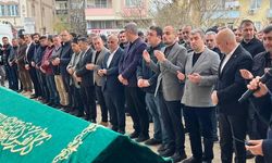 Kahramanmaraş'ta 19 yaşındaki genç son yolculuğuna uğurladı