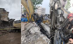 Kahramanmaraş'ta Arasa Otoparkı Yıkımında Kepçe Operatörü Enkaz Altında Kaldı