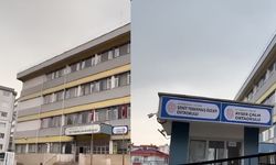 Kahramanmaraş’ta Ayser Çalık Ortaokulu’nun Tabelası Yeni Binaya Asıldı