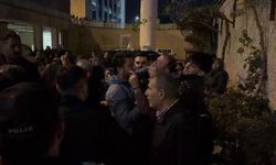 Kahramanmaraş'ta okul saldırısında ölenlerin yakınlarından Vali Ünlüer'e tepki