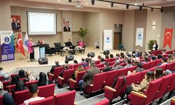 Kahramanmaraş’ta otizm konferansı! Uzman isimler önemli mesajlar verdi