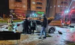 Kahramanmaraş’ta Seyir Halindeki Otomobil Cayır Cayır Yandı