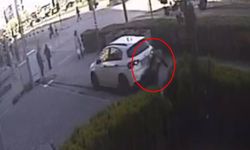 Kaldırıma çıkan araç yayayı ezdi: O anın görüntüsü ortaya çıktı