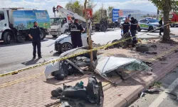 Kırmızı ışıkta bekleyen öğretmene 229 km hızla çarpan sürücünün cezası belli oldu