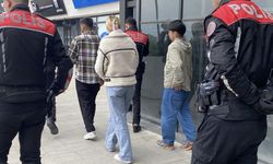 Kız kardeşini erkekle gören abla ortalığı karıştırdı