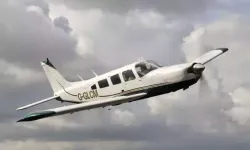 Küçük uçak pistten çıktı: 2 ölü