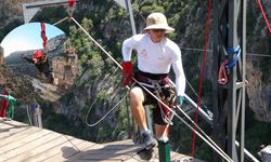 Mersin'de 220 metreden dev atlayış! Nefesler tutuldu