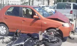 Motosiklet sürücüsünün öldüğü feci kaza kamerada