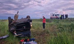 Otomobil Tarlaya Uçtu: 7’si Çocuk 11 Yaralı