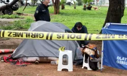 Parkta çadırda yaşayan kişi ölü bulundu