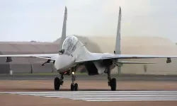 Rus savaş uçağı Kırım’da düştü