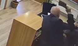 Belediye personeline satırla saldırı: O anlar kamerada