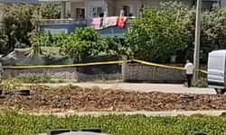 Tarsus'ta sarımsak tarlasında bomba alarmı! Mahalle boşaltıldı