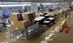 Tekstil fabrikasını su bastı; işçiler tahliye edildi