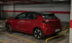 Sıfır kilometre elektrikli araç aldı; 1 yıldır çözülemeyen arıza için mahkemeye başvurdu