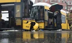 Almanya’da Raylarda Kaza! 5’i Ağır 27 Yaralı