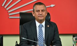 CHP’de “mutlak butlan” sonrası ilk hamle: Özgür Özel yeniden seçildi