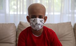 Depremzede Emir kanseri yenmek için bilgisayar istiyor