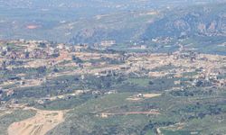 İsrail Manastır ve Okulu Yerle Bir Etti