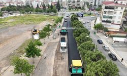 Kahramanmaraş Büyükşehir Belediyesi Ahır Dağı Caddesi’nde asfalt atağı başlattı