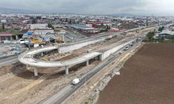 Kahramanmaraş Sanayi Kavşağı projesinde ilk köprü tamamlandı!