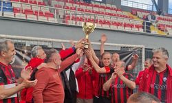 Kahramanmaraş'ta düzenlenen +50 Yaş Bölgesel Lig finalinde şampiyon belli oldu