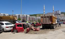 Kahramanmaraş'ta freni boşalan kamyon 7 araca çarptı: 6 yaralı