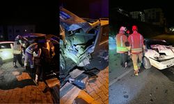 Kahramanmaraş'ta maddi hasarlı kaza itfaiyeyi alarma geçirdi