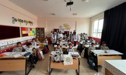 Kaymakam Kalaycıoğlu Nurhaklı miniklerin yüzünü güldürdü!