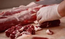 Kurban Eti Kimlere Verilir? Anne, Baba ve Akrabaya Verilir Mi?